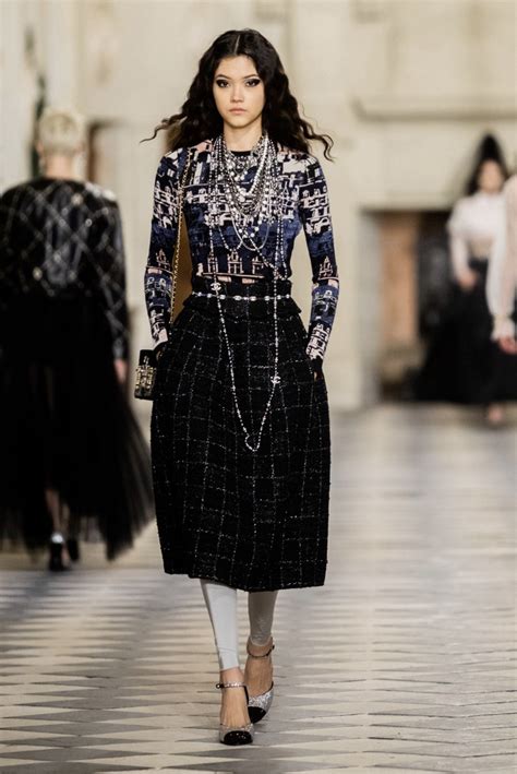 chanel métiers d'art 2020|Discover Chanel 2020/21 Métiers d’art Collection.